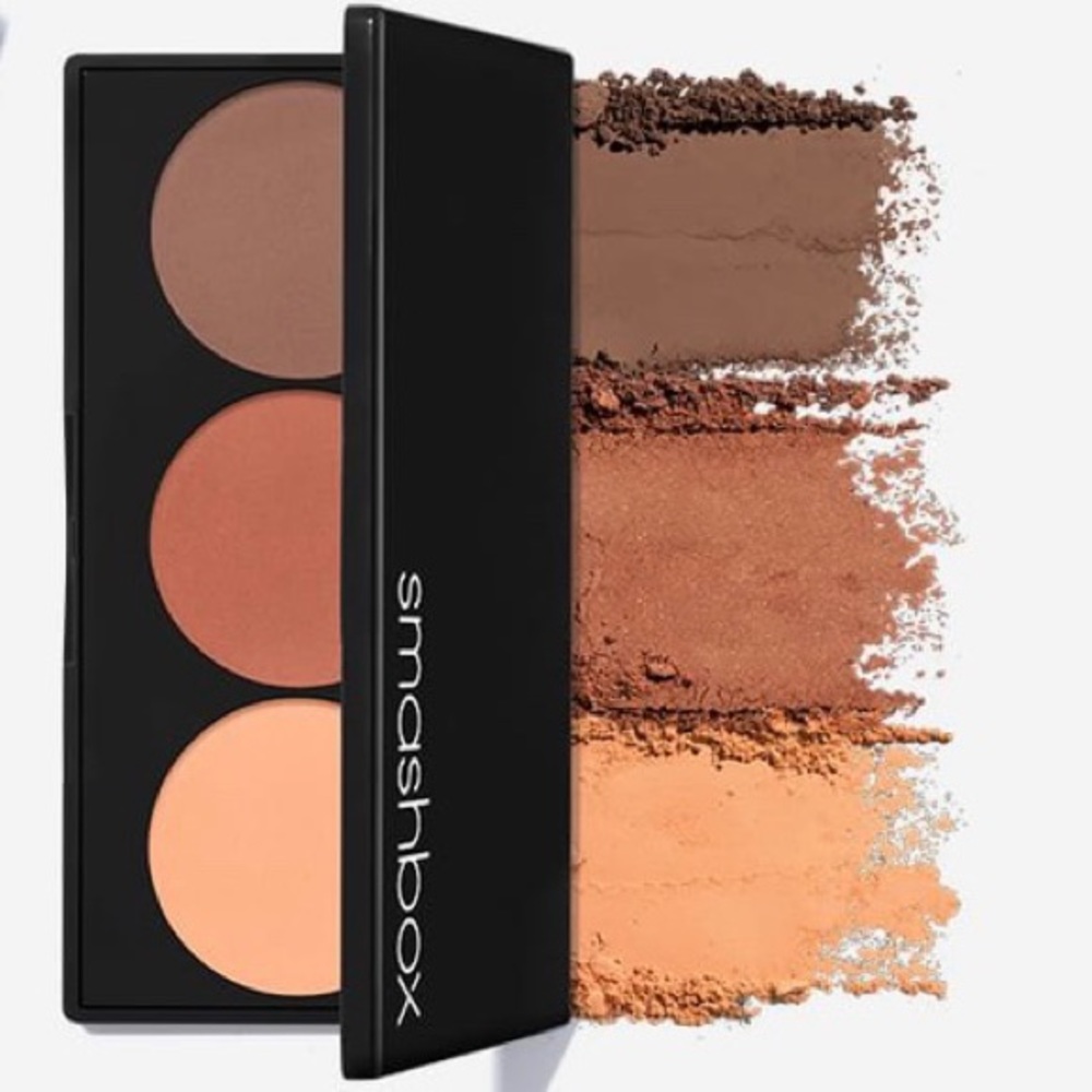 ❌❌ SOLD ❌❌ BNWT Smashbox Contour Palette Kit